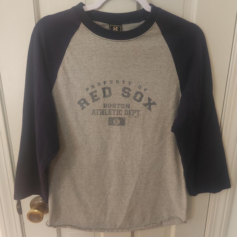 Womens Gray and Black Red Sox Raglan Shirt